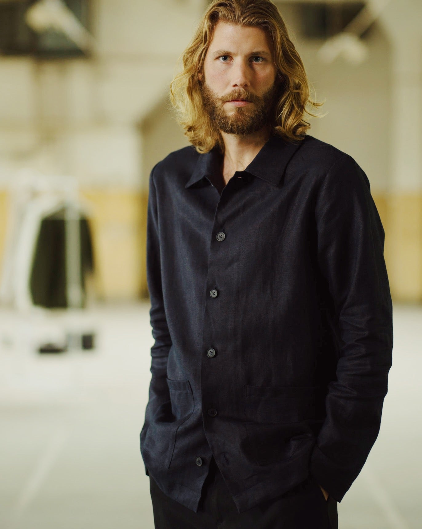 LINEN OVERSHIRT / BLACK